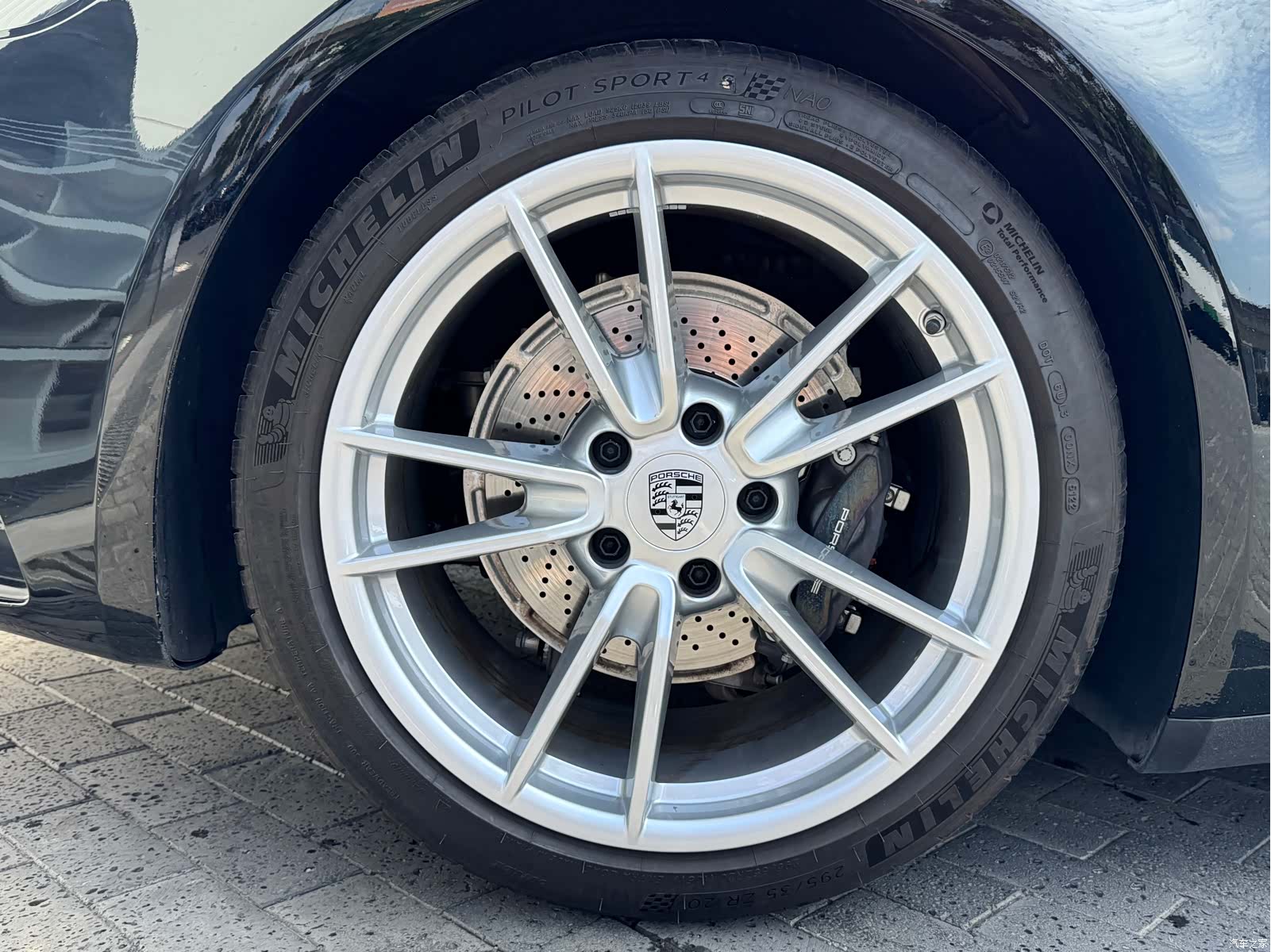 Porsche 911, 2023 15