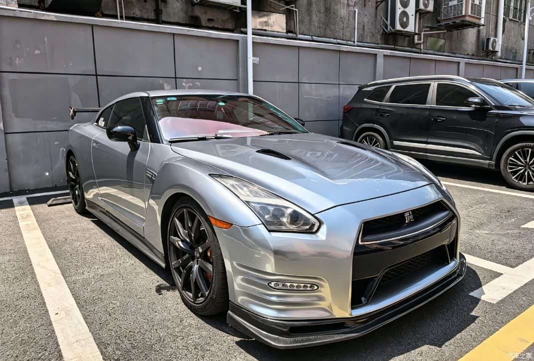Nissan GT-R, 2013 3