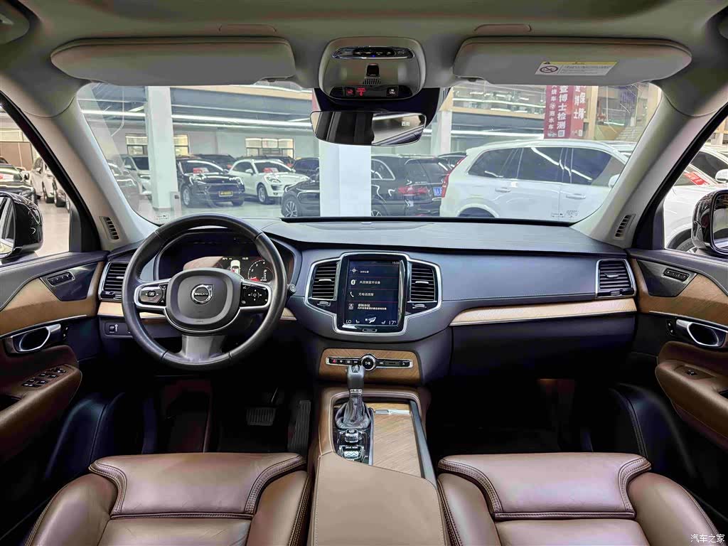 Volvo XC90, 2019 8