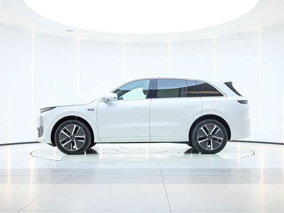 Li Auto Ideal L6
