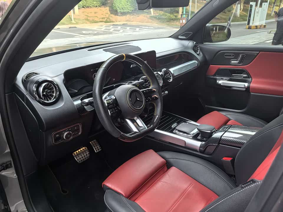 Mercedes-Benz GLB AMG