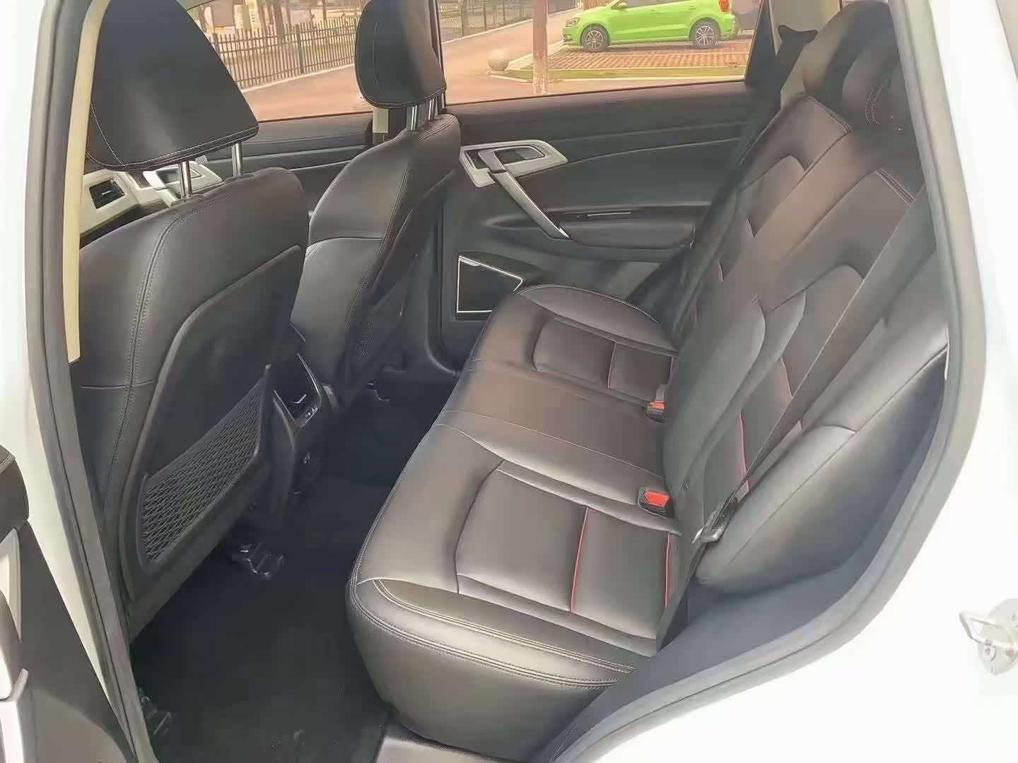 Geely Boyue, 2019 все фото