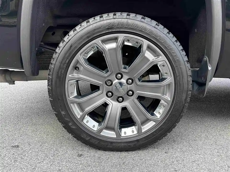 GMC SIERRA