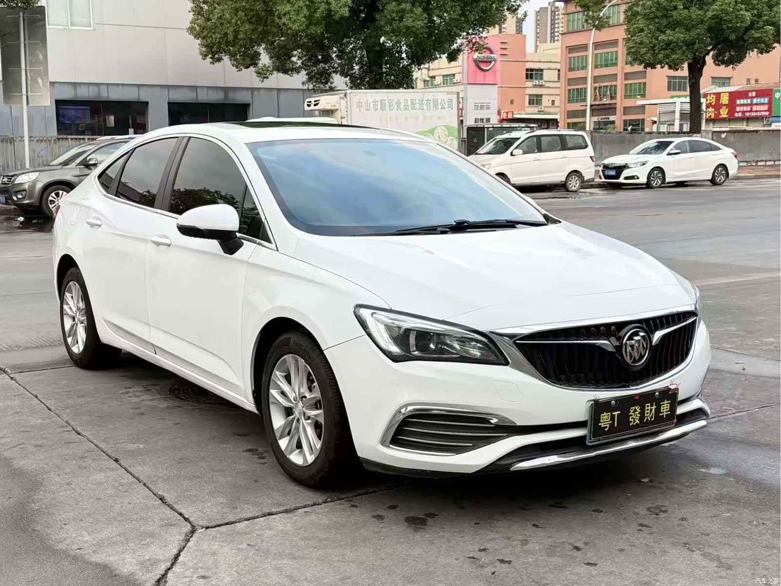 Buick Verano, 2018 3