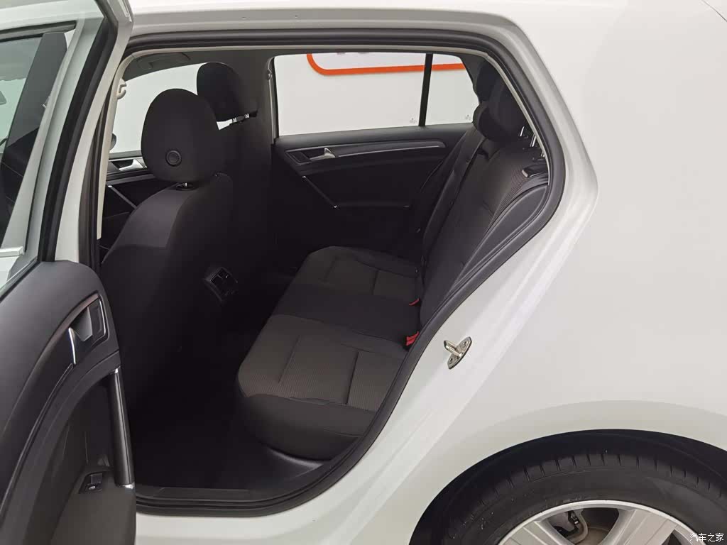 Volkswagen Golf, 2017 15
