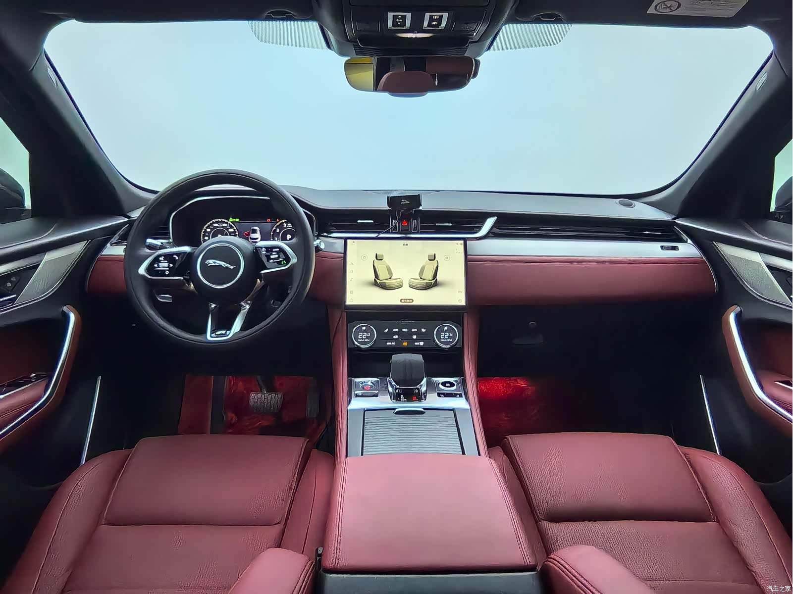 Jaguar F-PACE, 2021 17