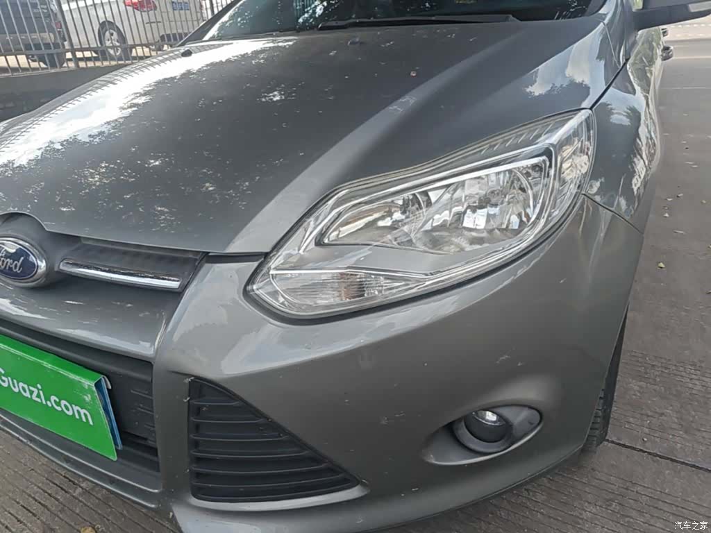 Ford Focus, 2014 24