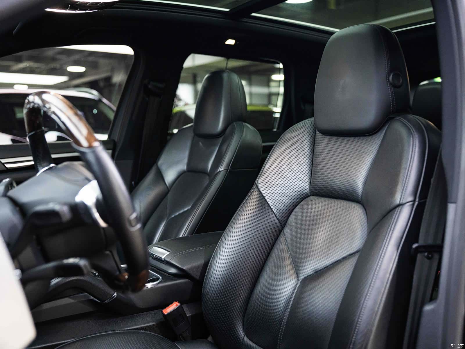 Porsche Cayenne, 2013 15