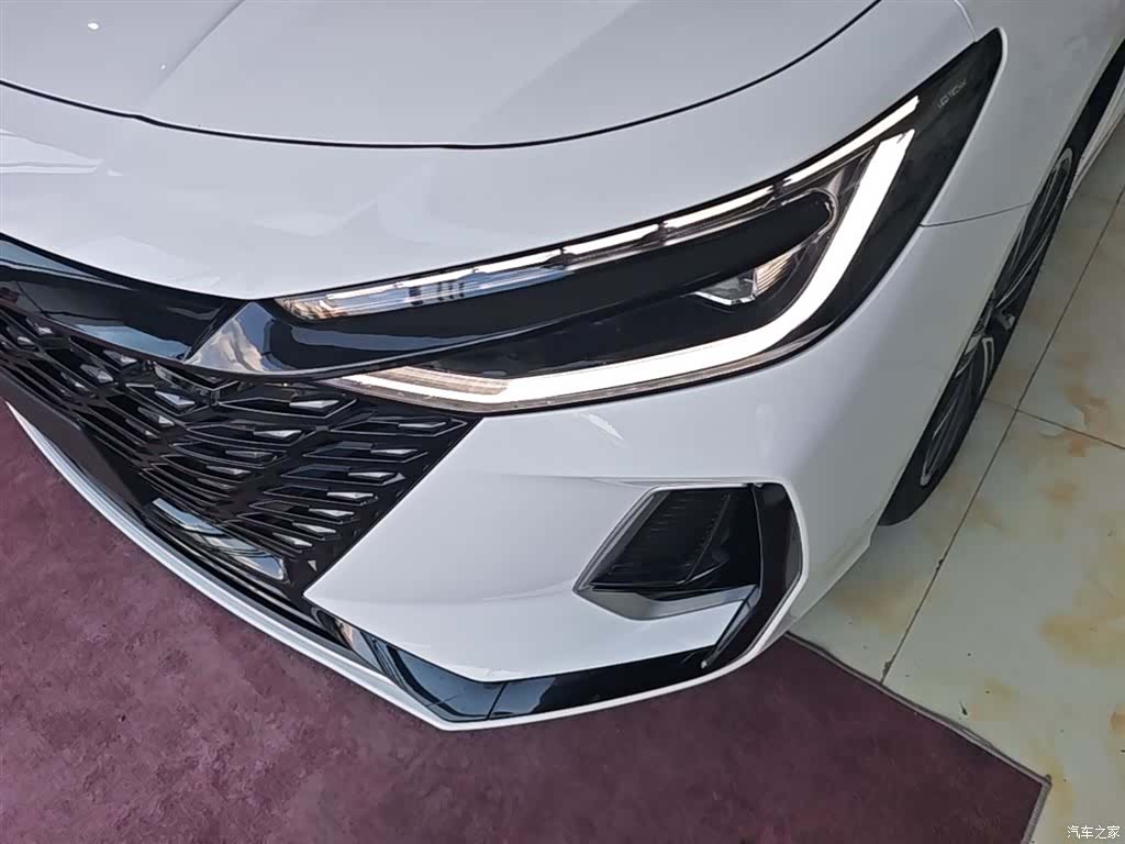 Chery Arrizo 8, 2025 24