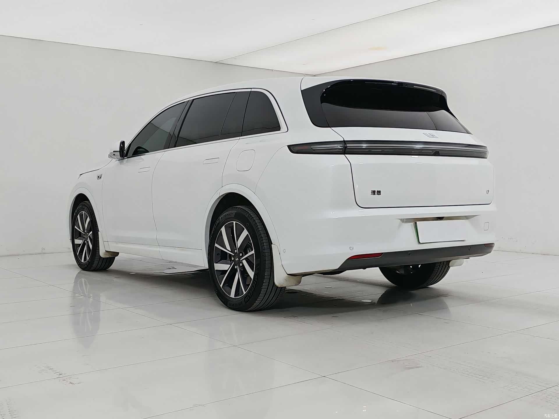 Li Auto L7, 2023 все фото