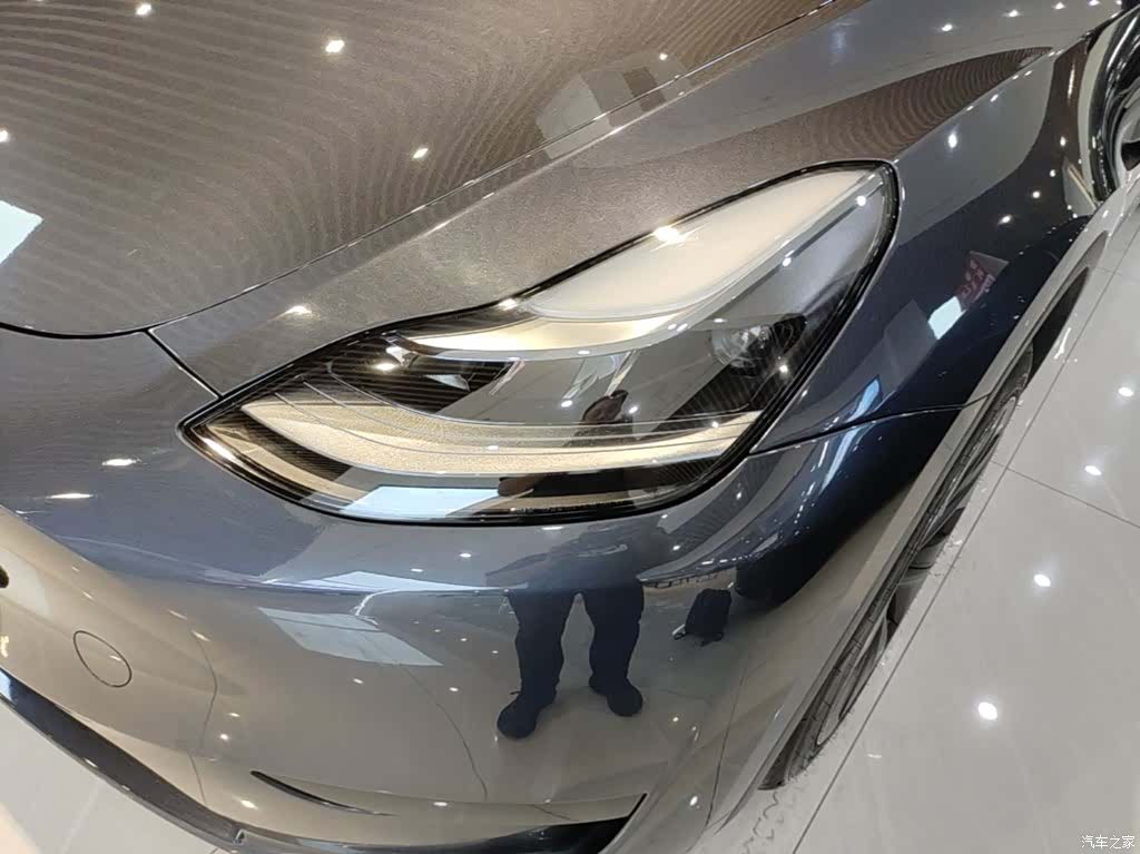 Tesla Model Y, 2024 24