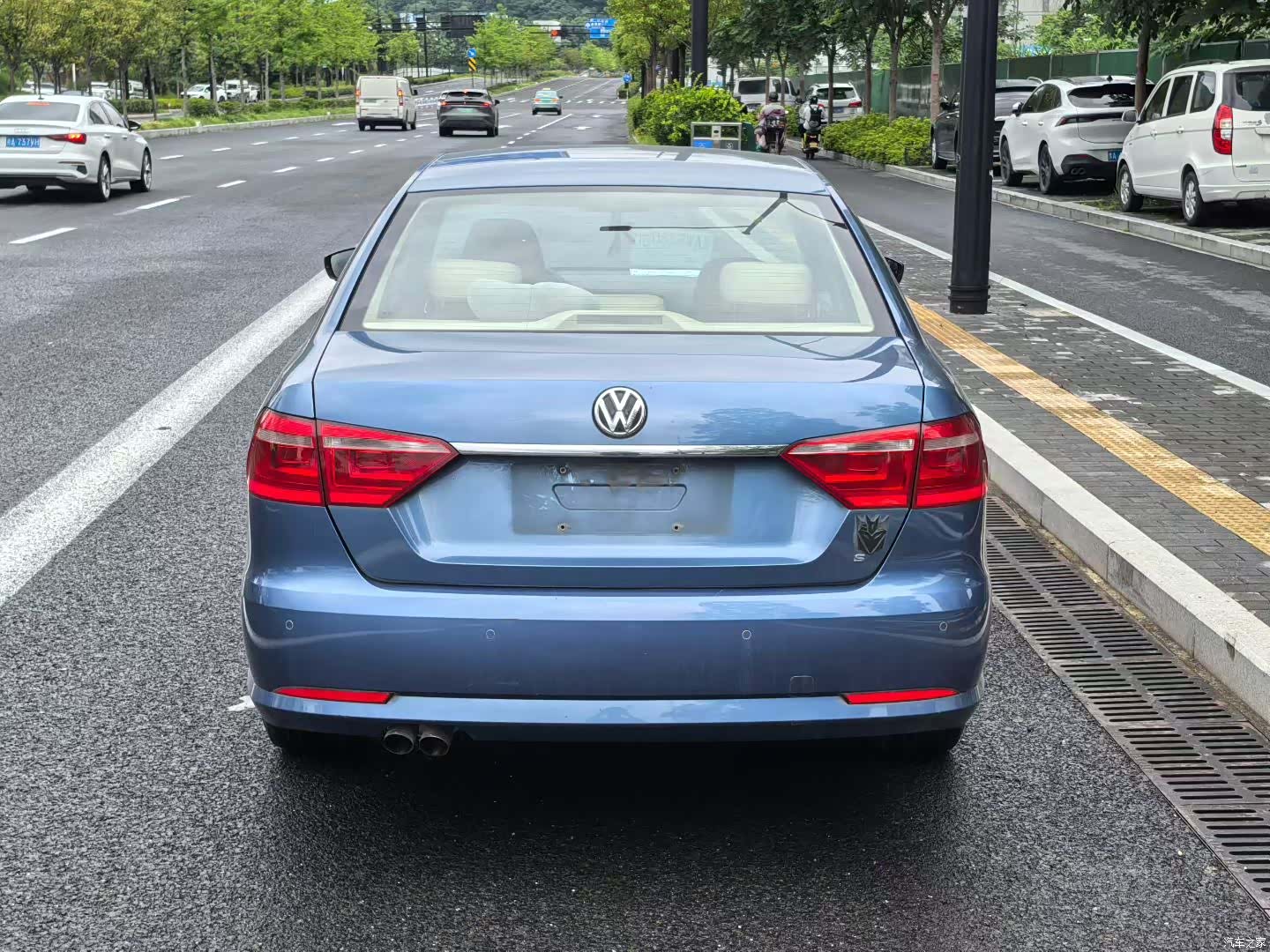 Volkswagen Lavida, 2012 3