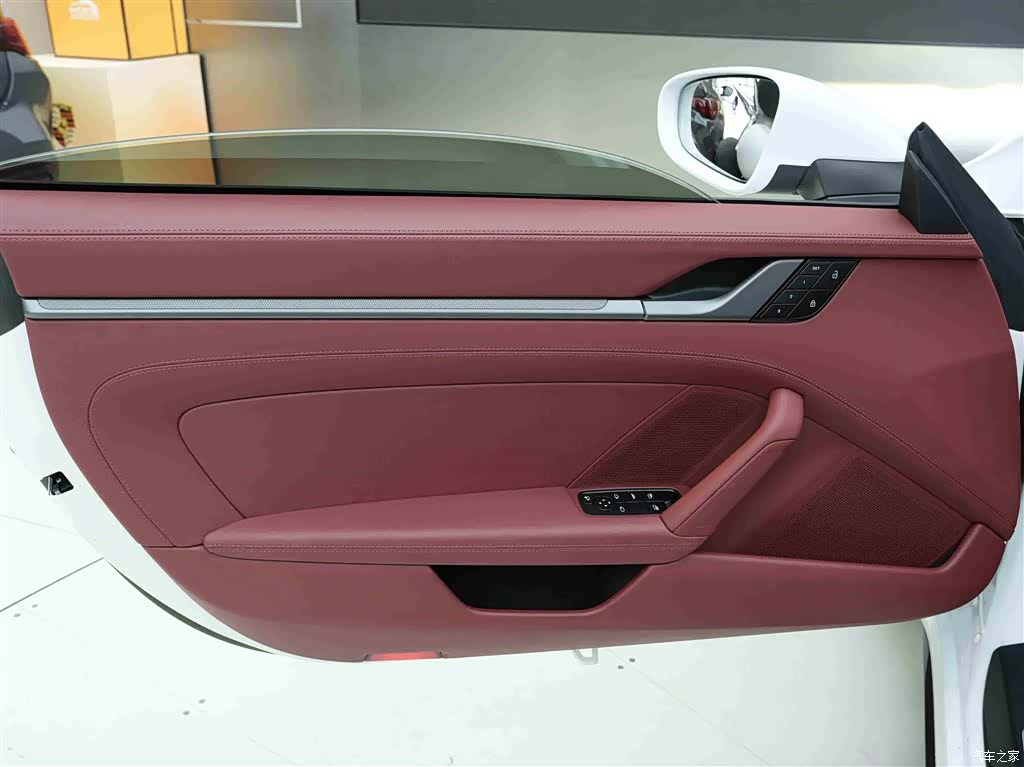 Porsche 911, 2023 17