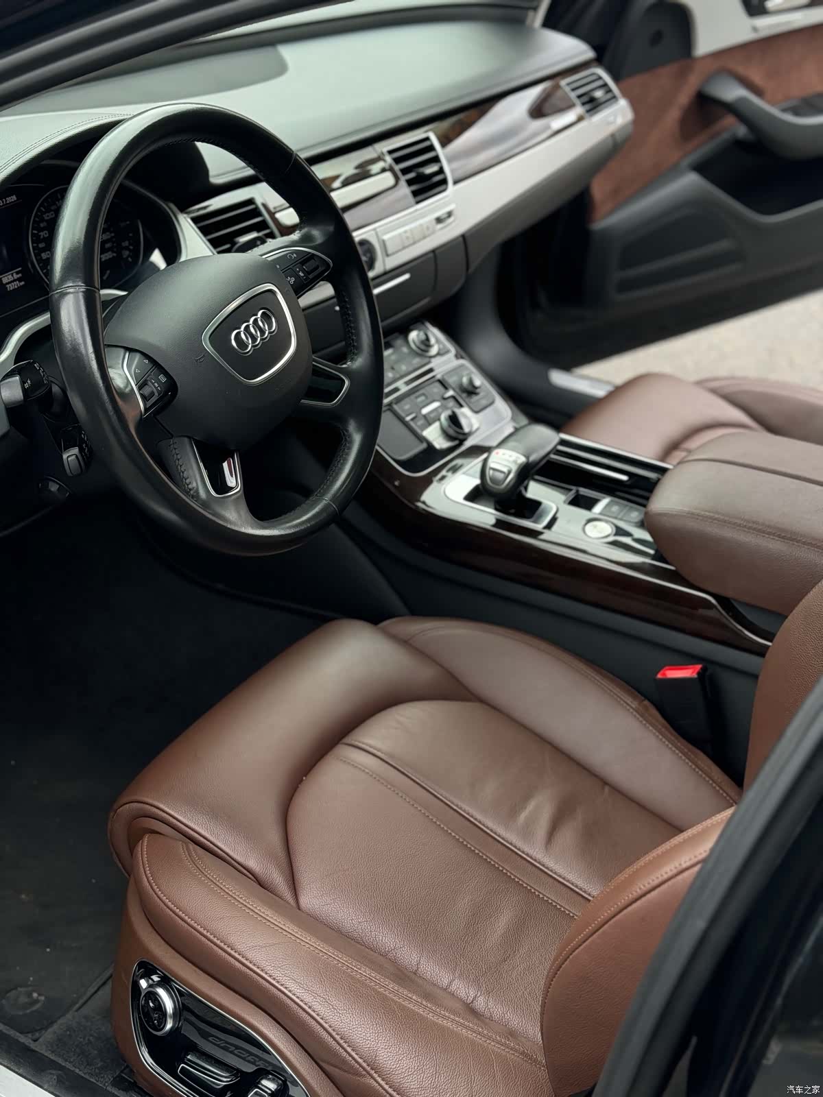 Audi A8L, 2017 12