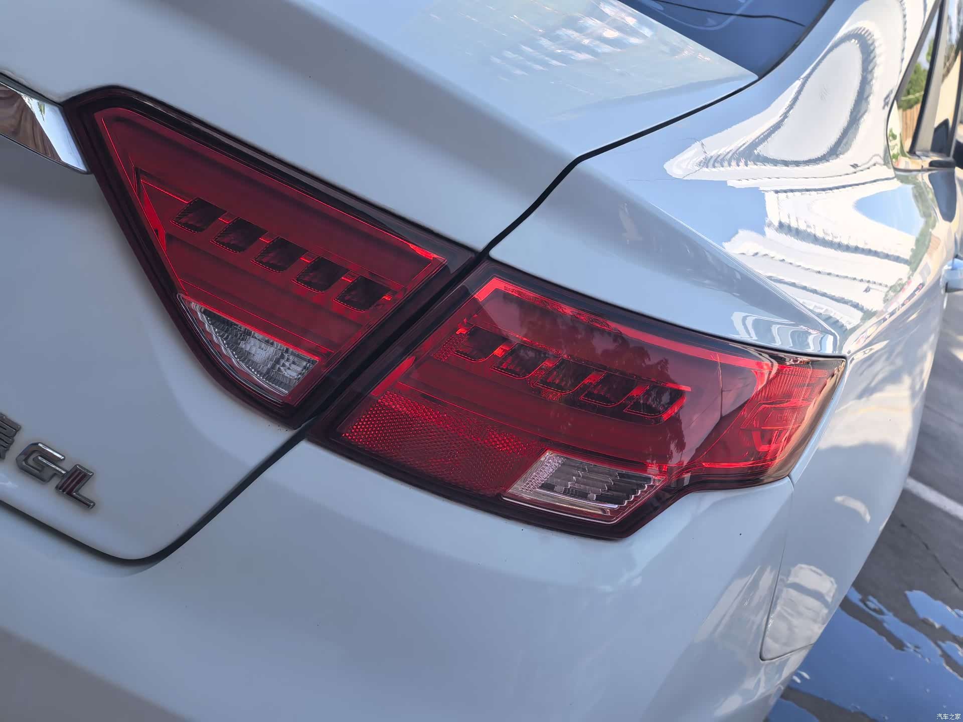Geely Emgrand, 2020 18