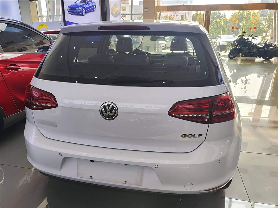 Volkswagen golf