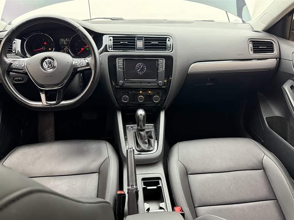 Volkswagen Sagitar Volkswagen Sagitar