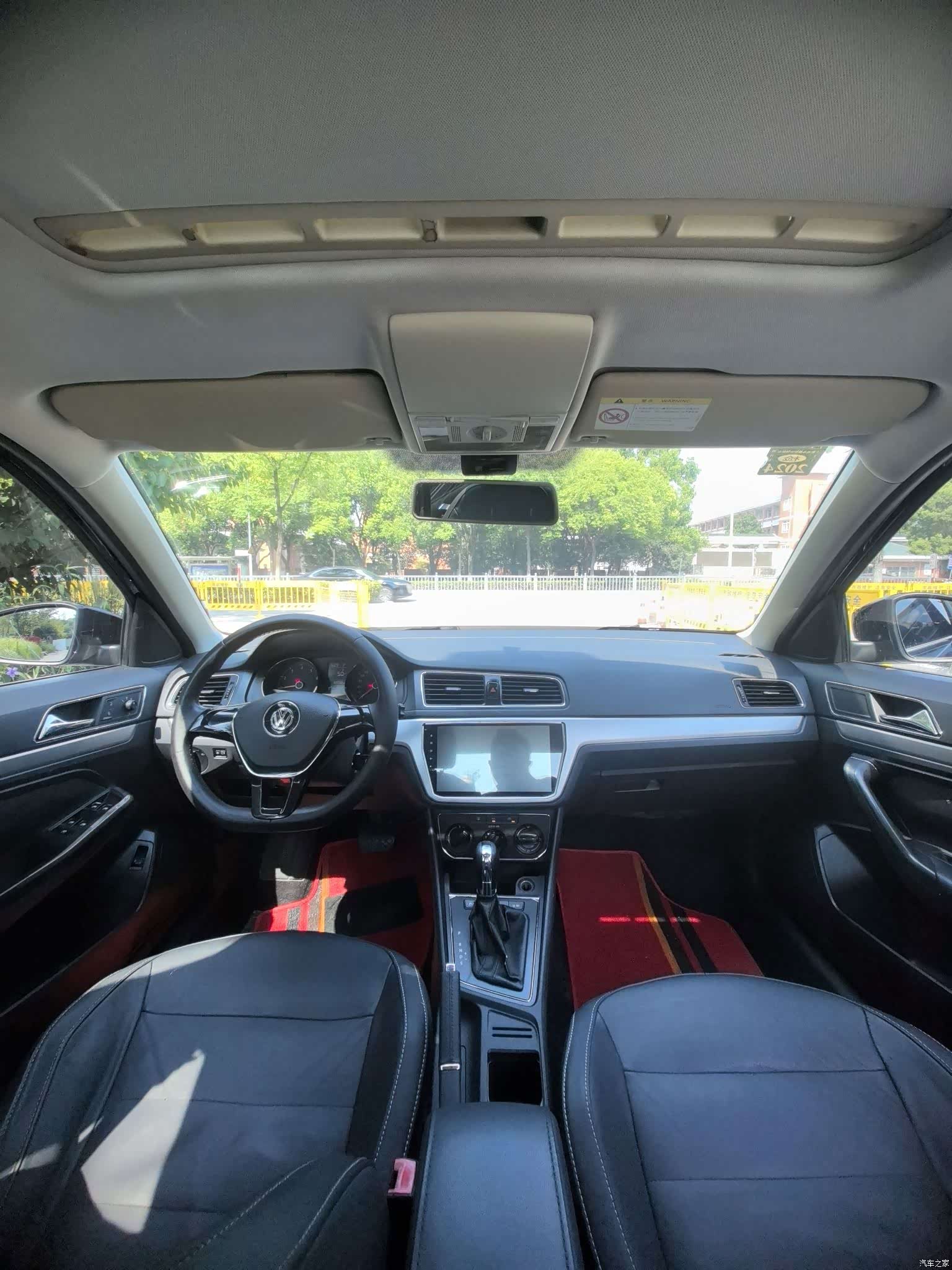 Volkswagen Lavida, 2016 13