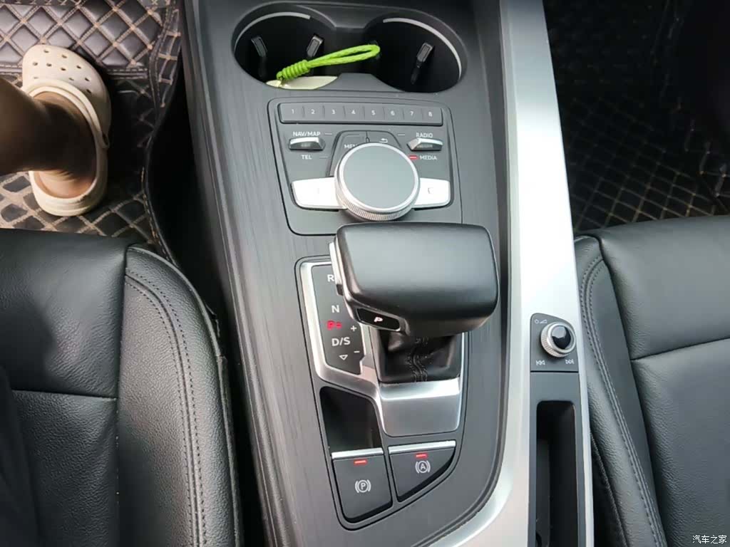 Audi A4L, 2020 14