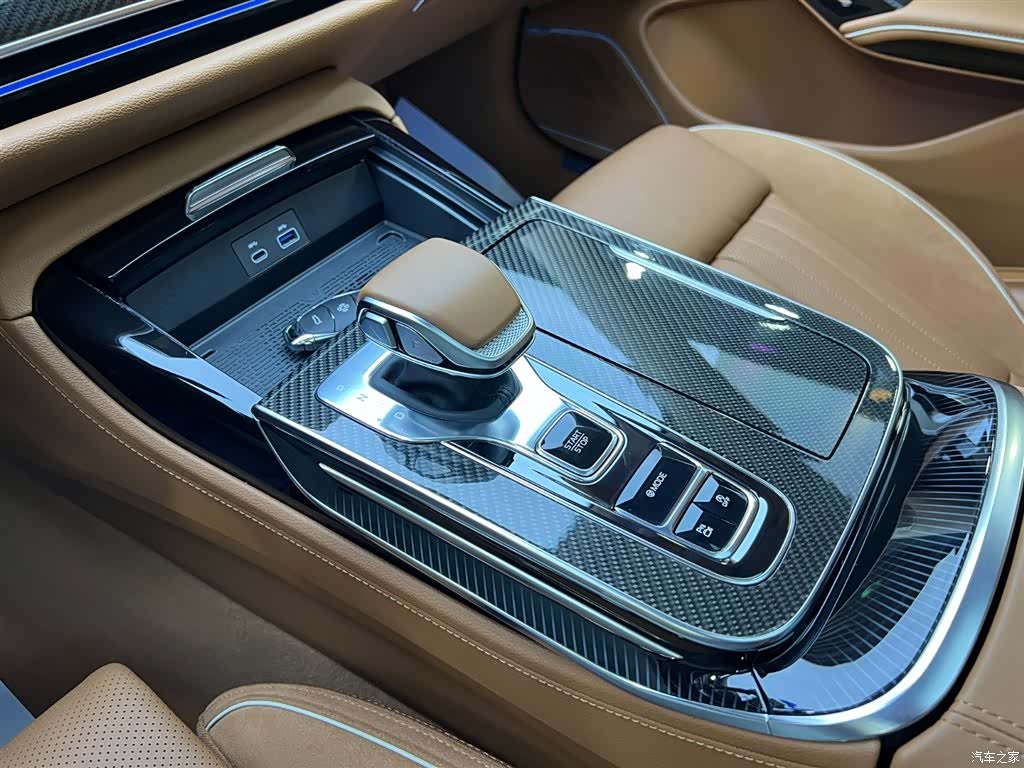 Hongqi H9, 2025 14