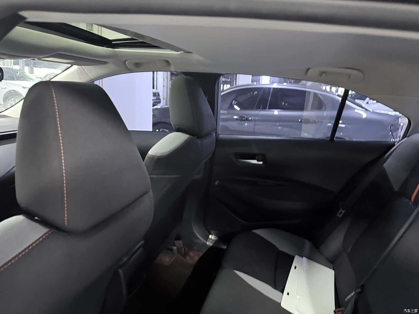 Toyota Corolla, 2025 12