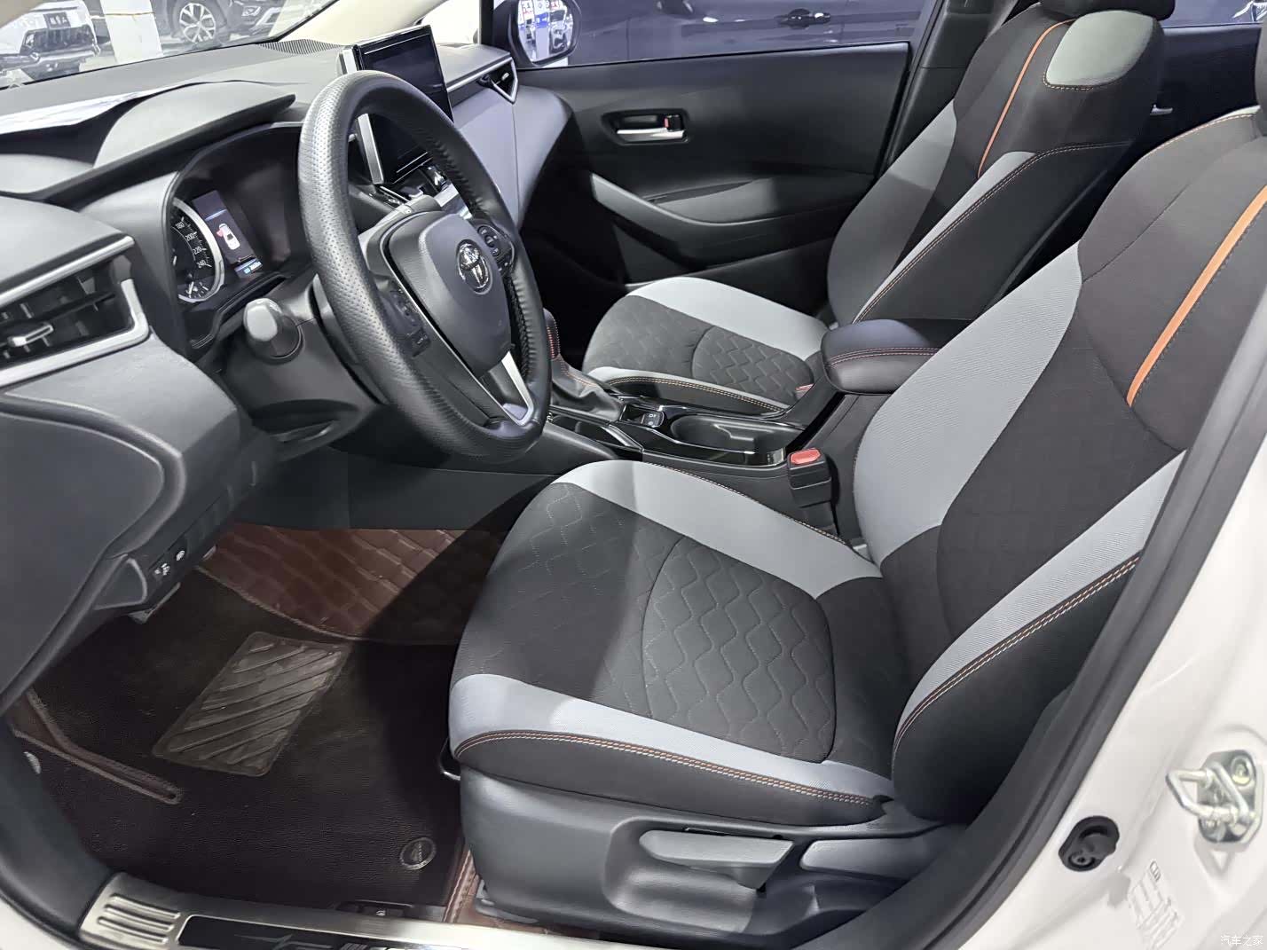 Toyota Corolla, 2025 6