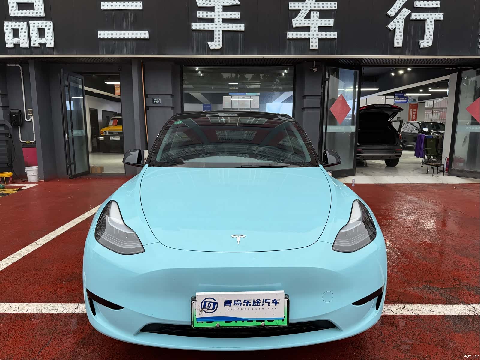 Tesla Model Y, 2025 1