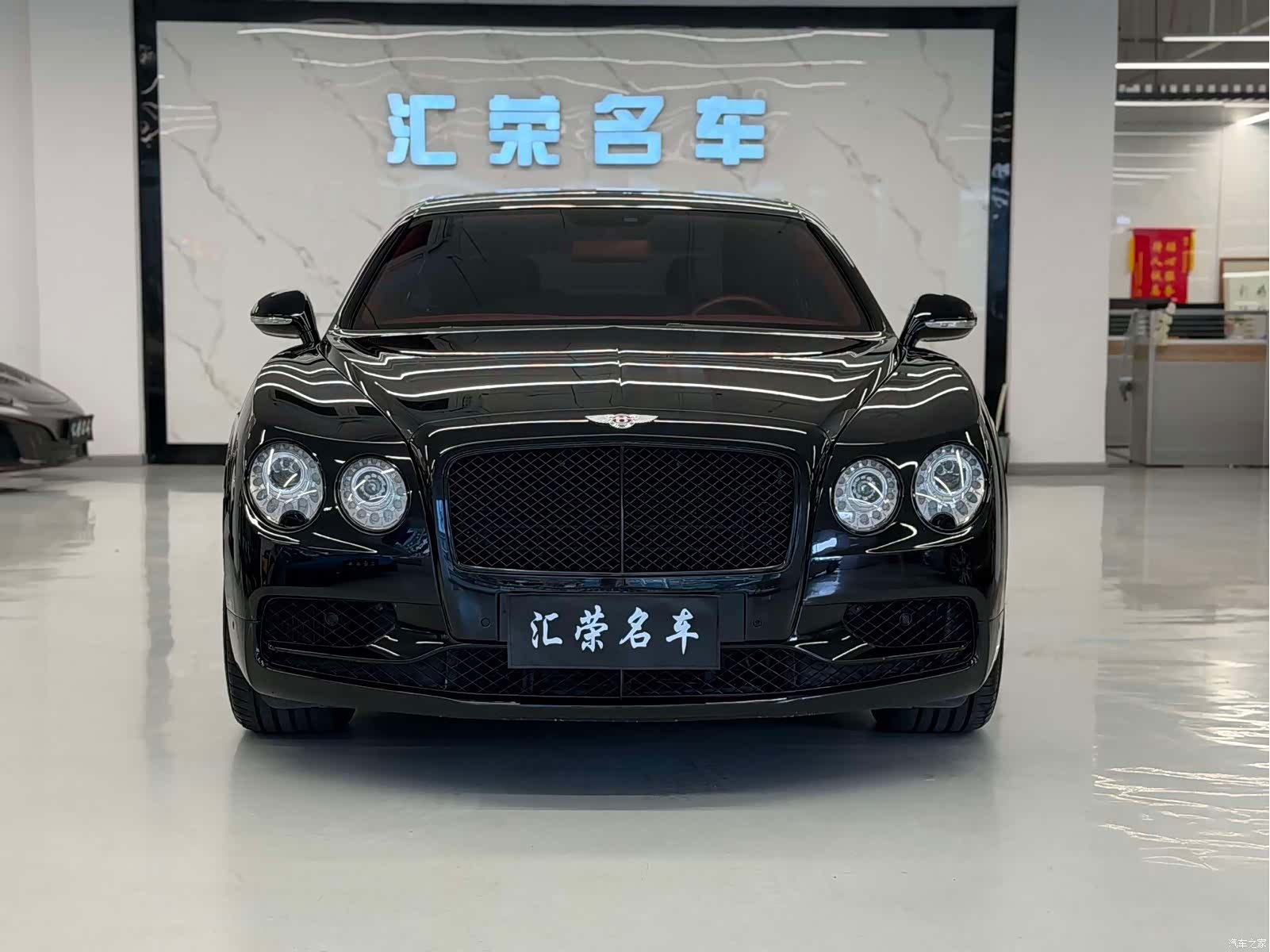 Bentley Flying Spur, 2018 2