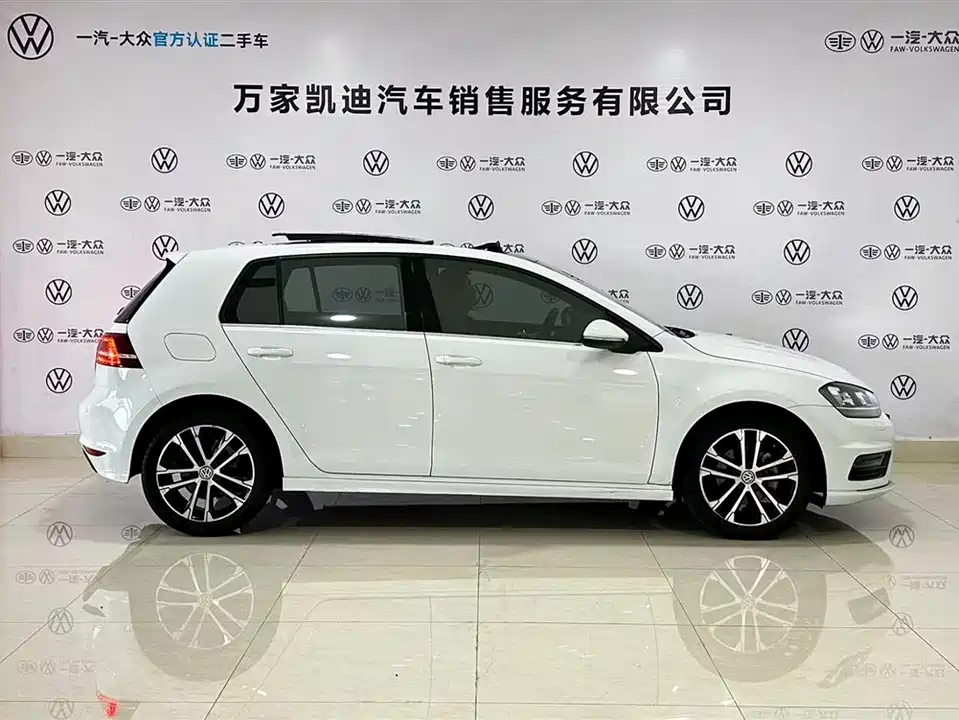 Volkswagen golf