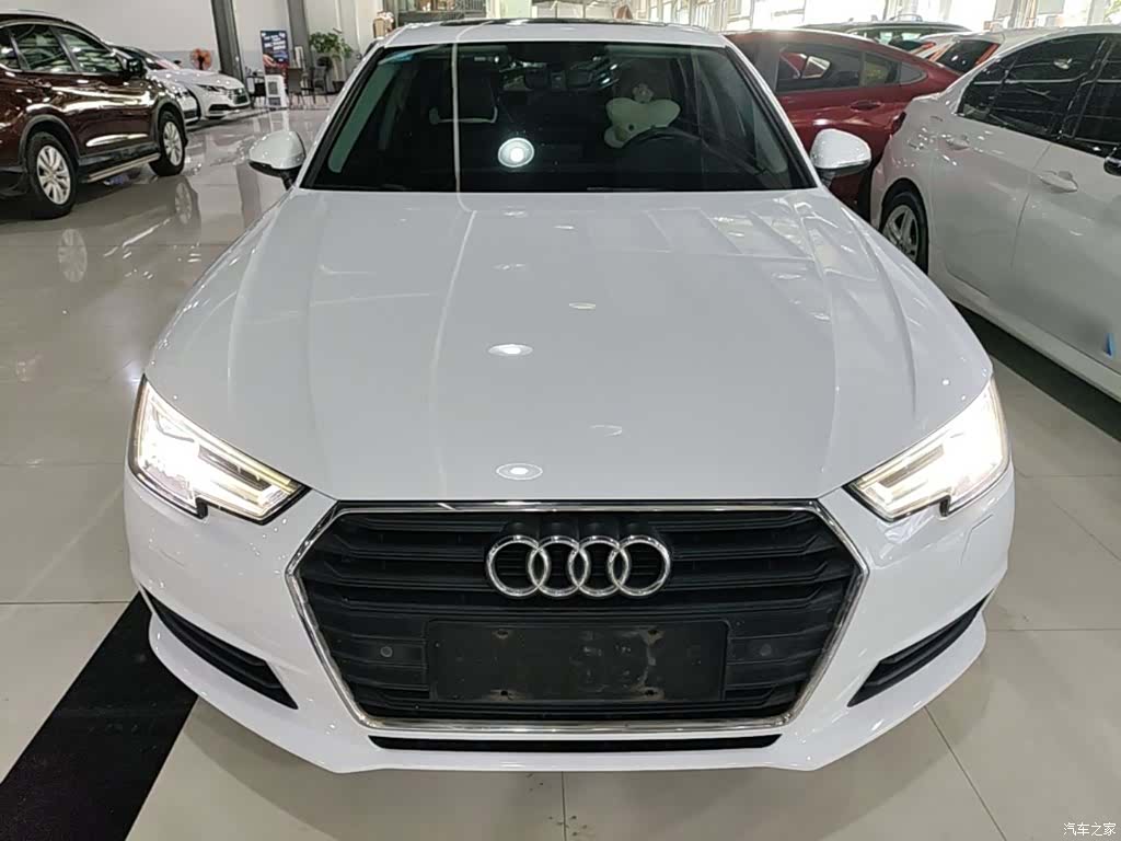 Audi A4L, 2017 3