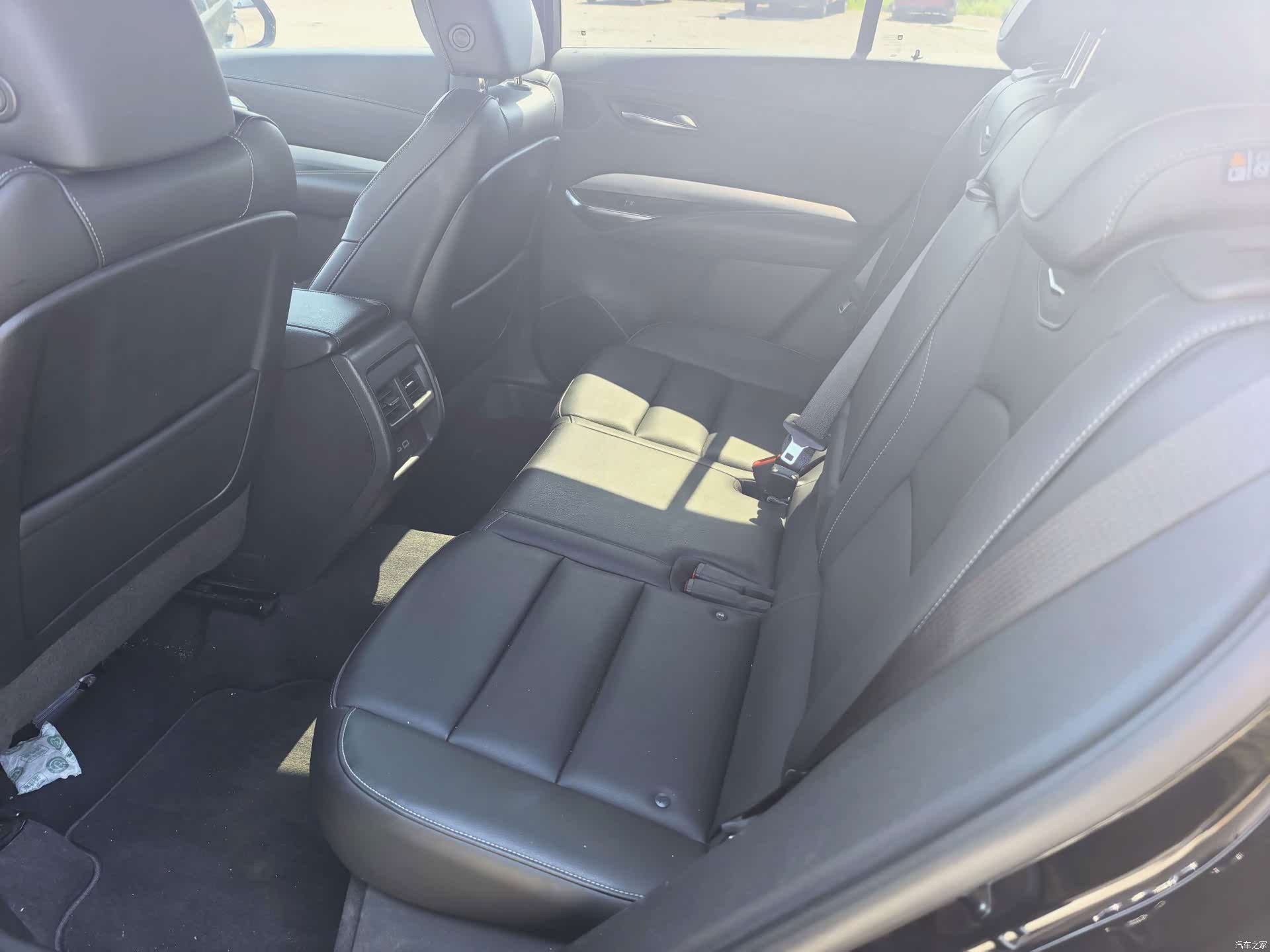 Cadillac XT4, 2020 6