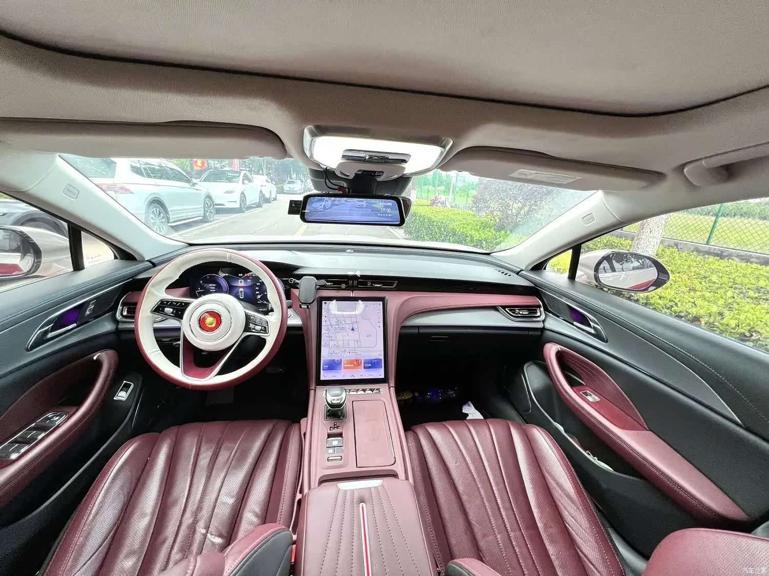 Hongqi H5, 2023 6