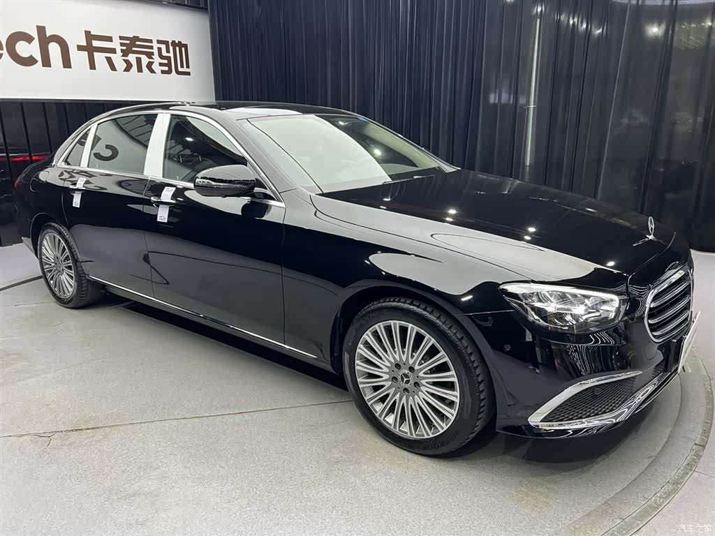 Mercedes-Benz E-Class, 2022 2