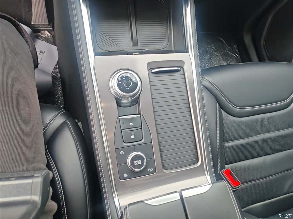 Ford Explorer, 2024 14