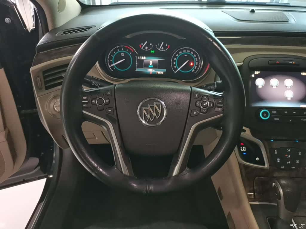 Buick LaCrosse, 2015 11