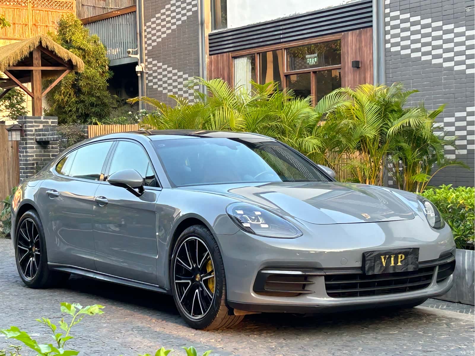 Porsche Panamera, 2018 3