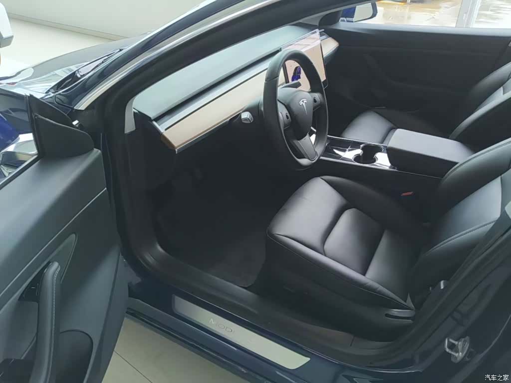Tesla Model 3, 2020 16