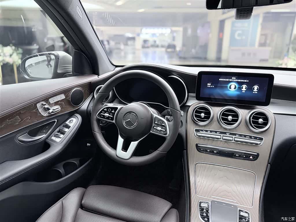 Mercedes-Benz GLC, 2020 38