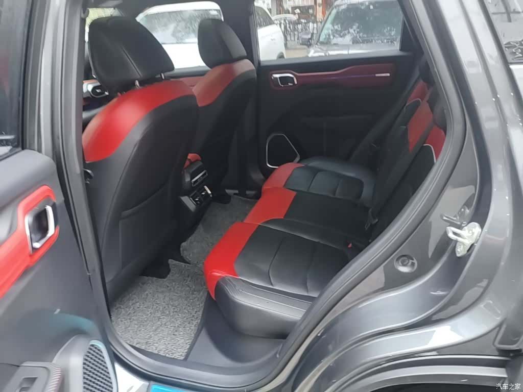 Geely Icon, 2020 13