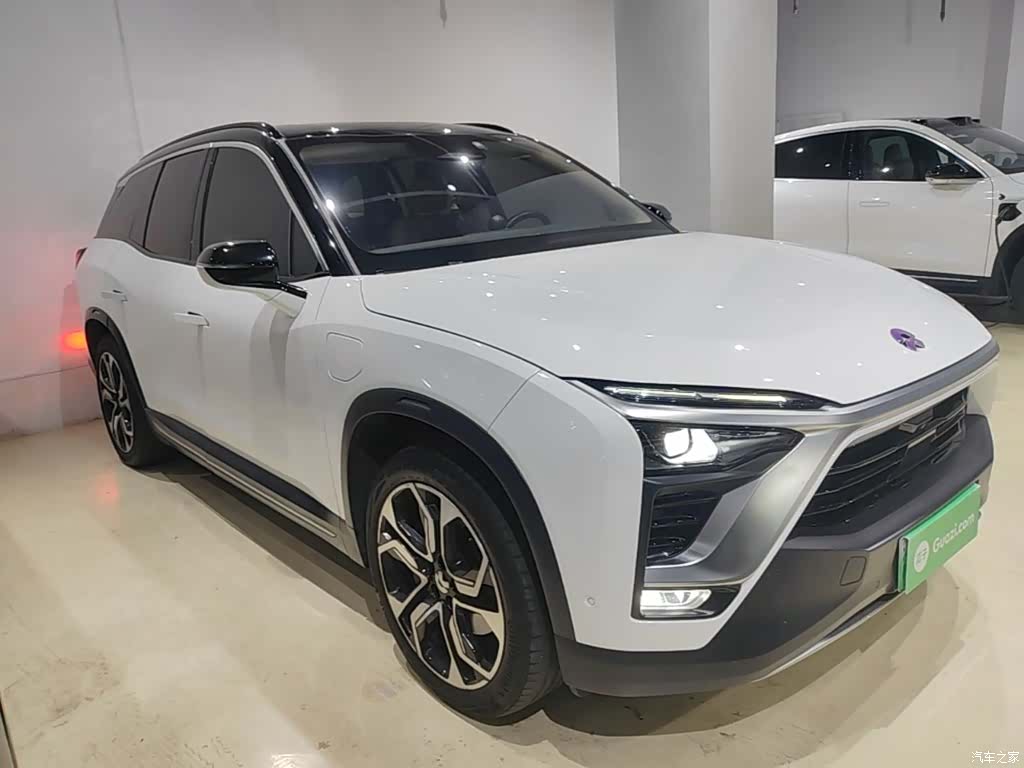 NIO ES8, 2019 4