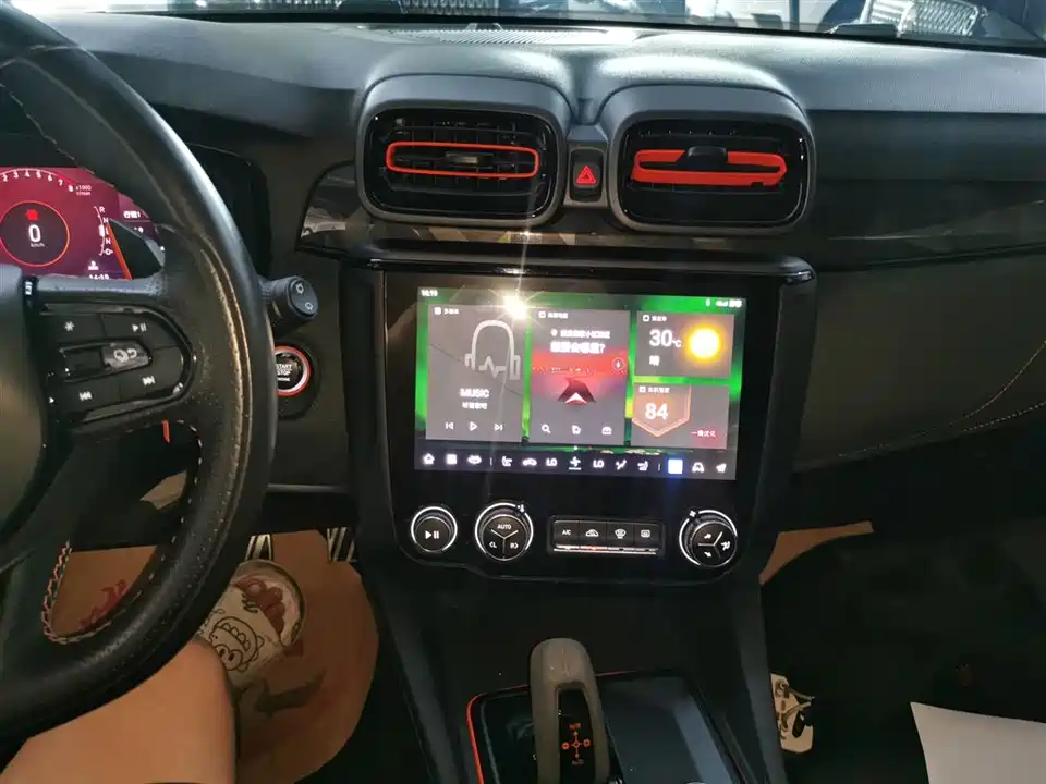 Lynk & Co 02 Hatchback