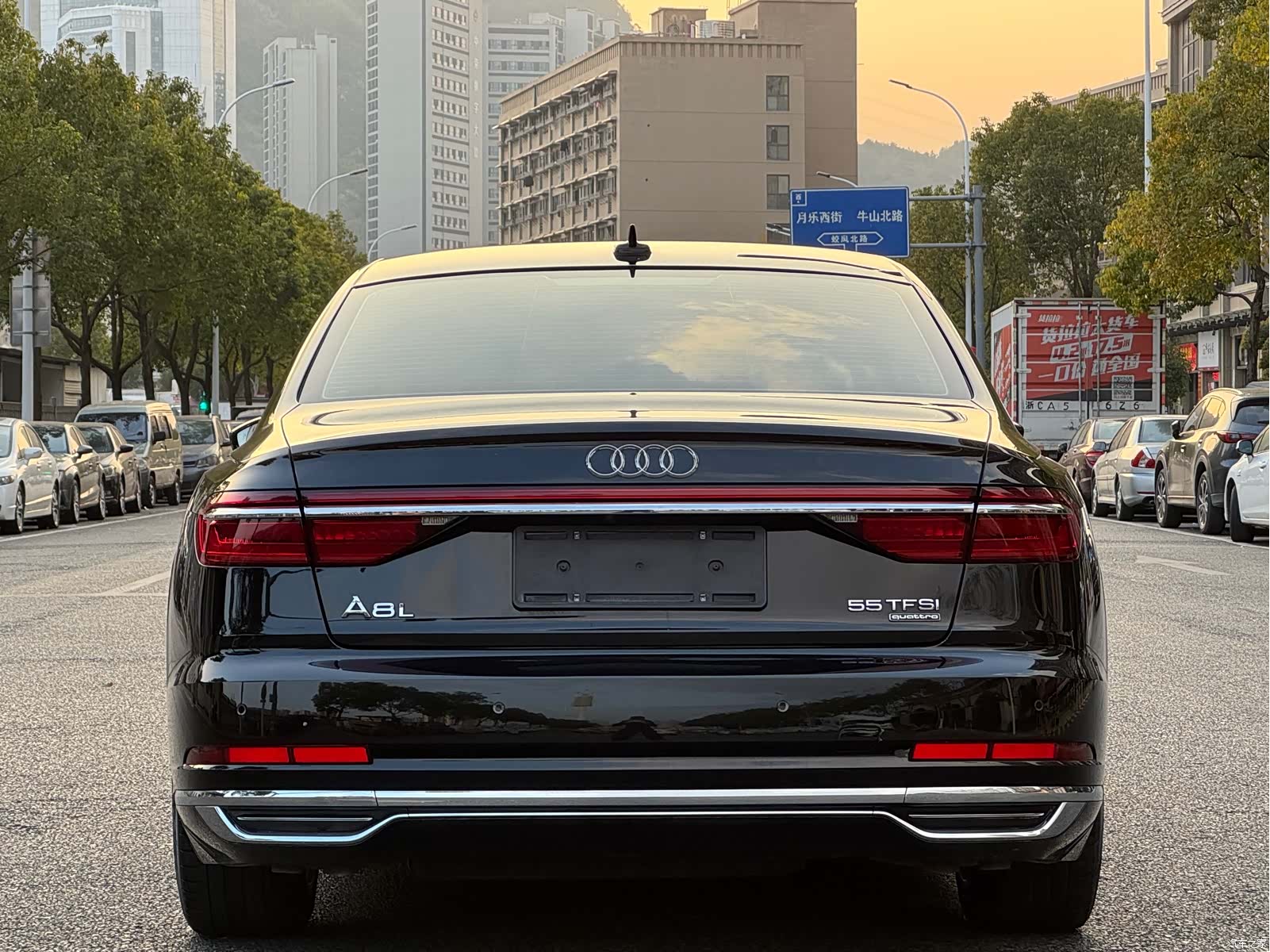 Audi A8L, 2022 все фото