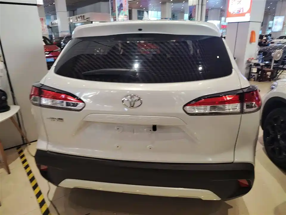 Toyota Corolla Sharp amplifier