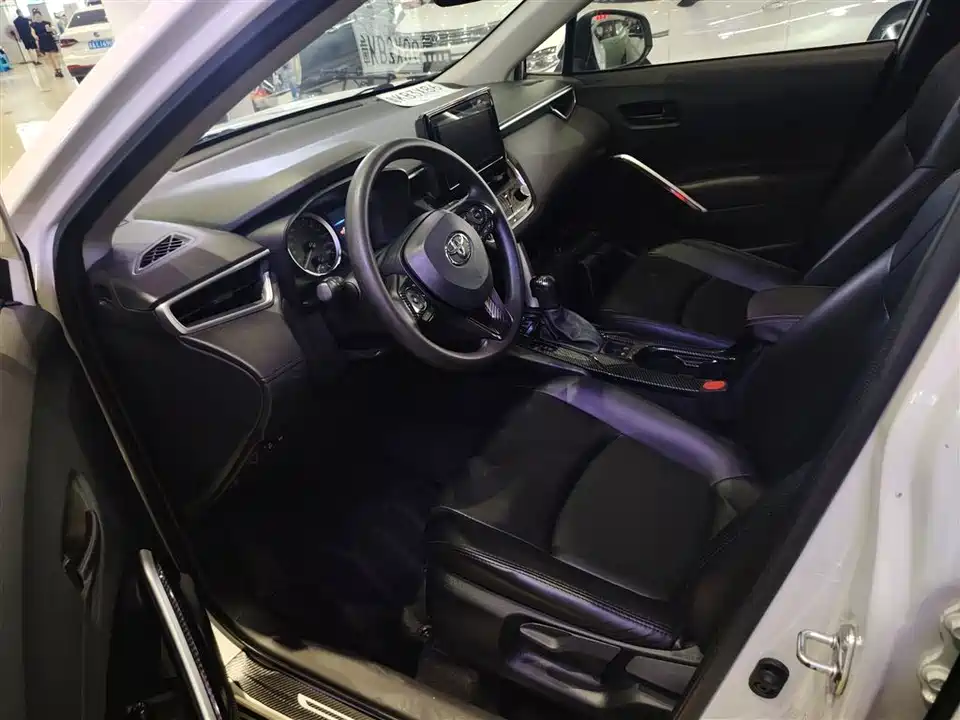 Toyota Corolla Sharp amplifier