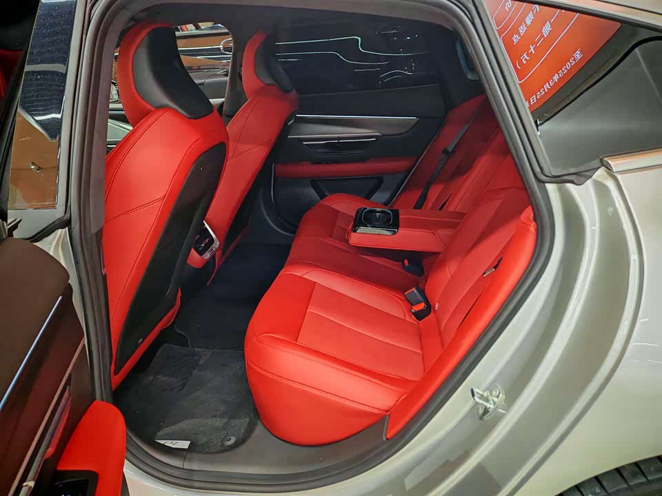 XPENG P7 XPENG P7