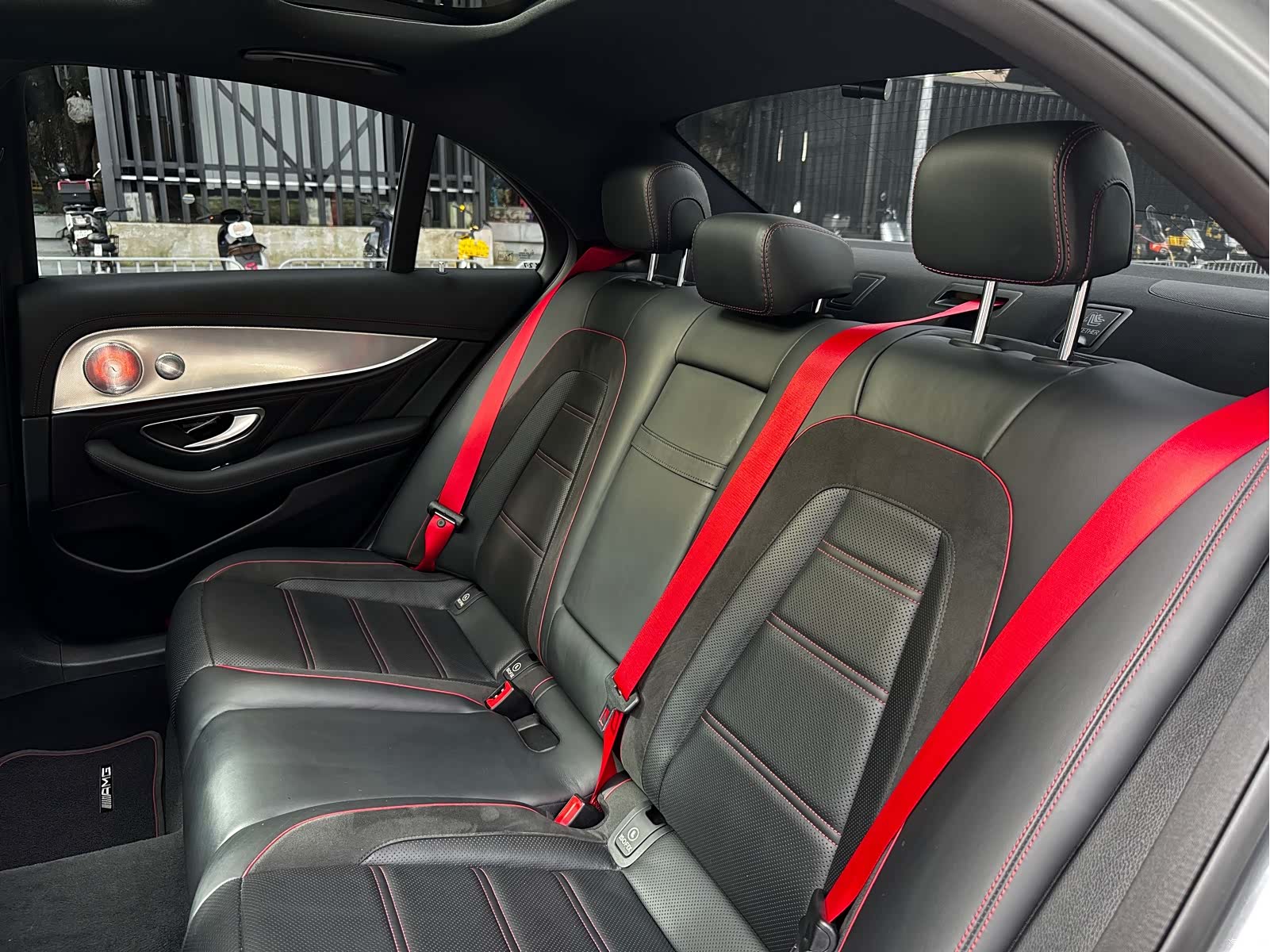 Mercedes-Benz E-Class, 2019 13