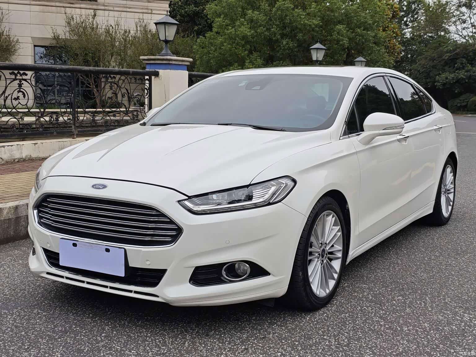 Ford Mondeo, 2014 1
