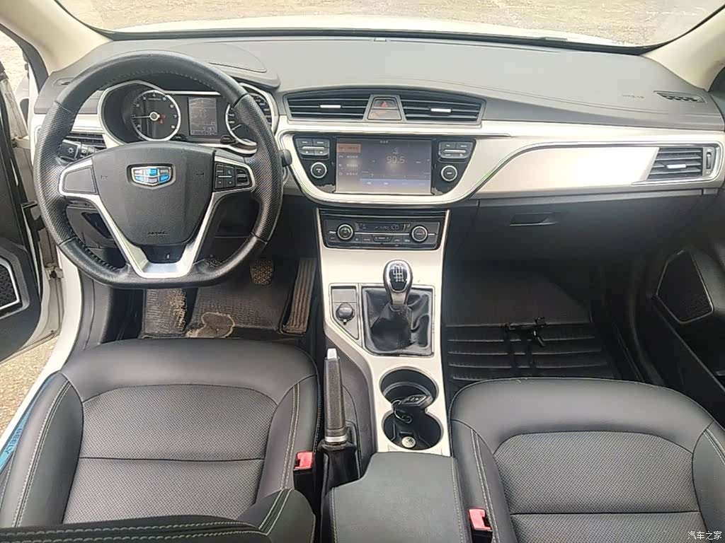 Geely Emgrand, 2017 10