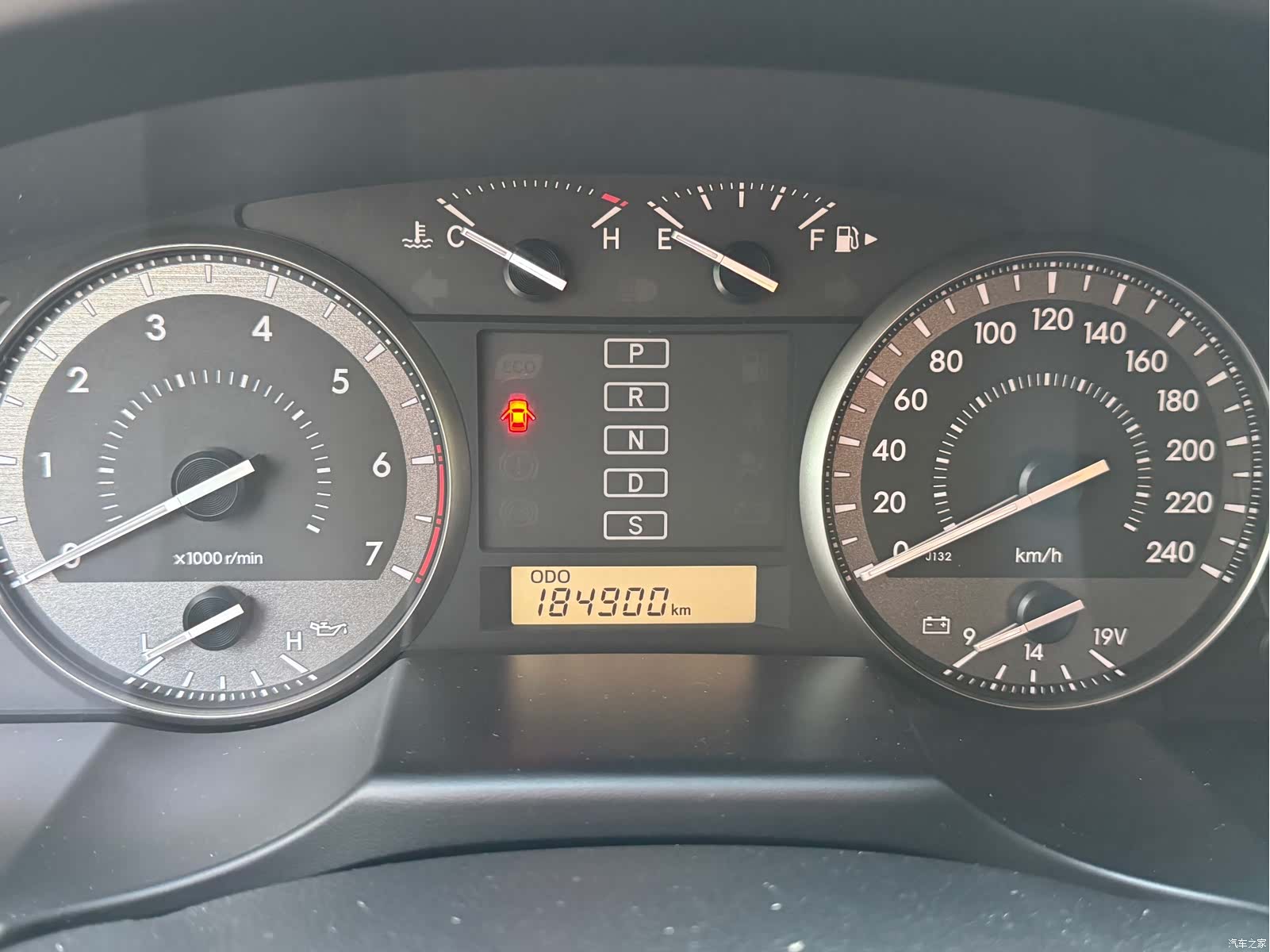 Toyota Land Cruiser, 2019 15