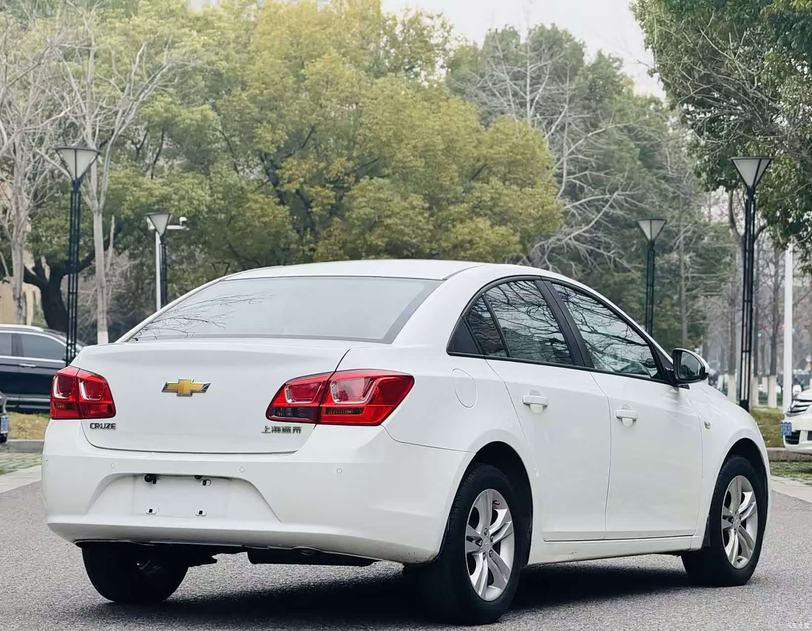 Chevrolet SE, 2015 все фото